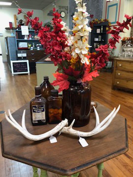 Fabulous Finds Antiques Oshkosh Wi